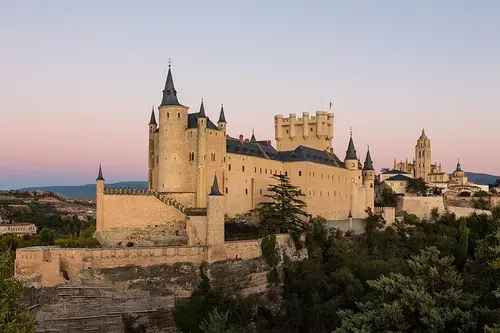alcazar-segovia-jewish-sites-spain